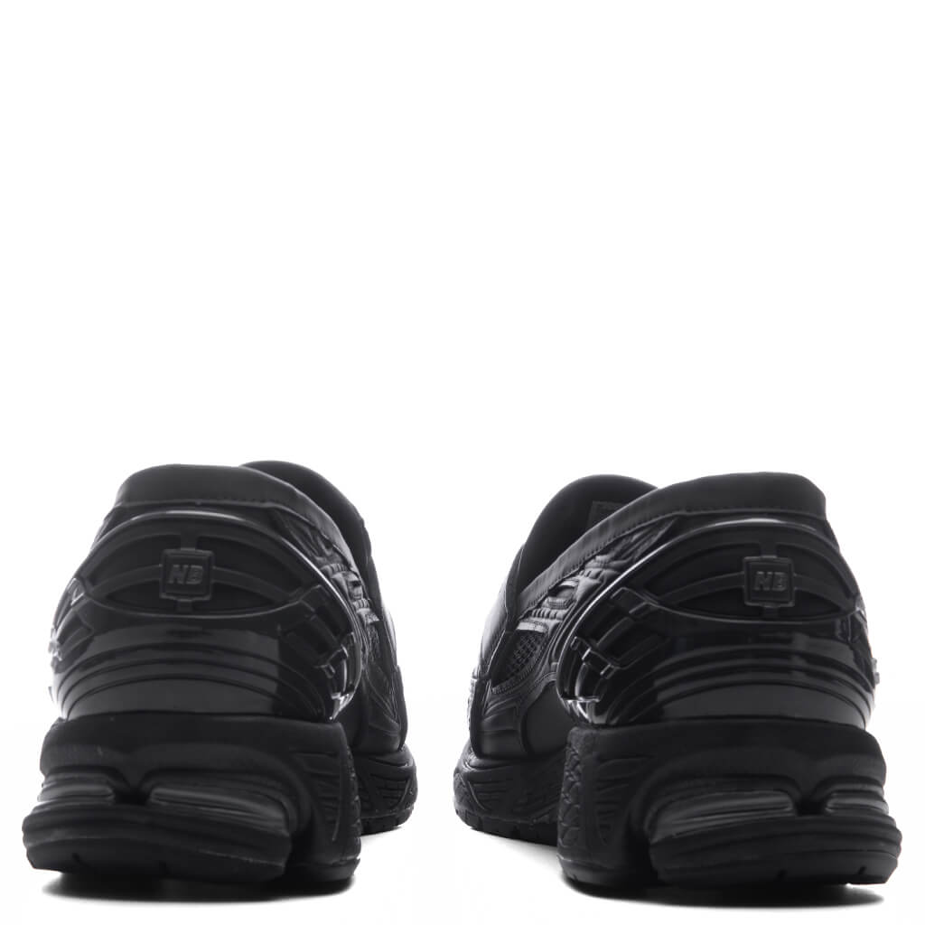1906L 'Black Angora'- Black/Angora