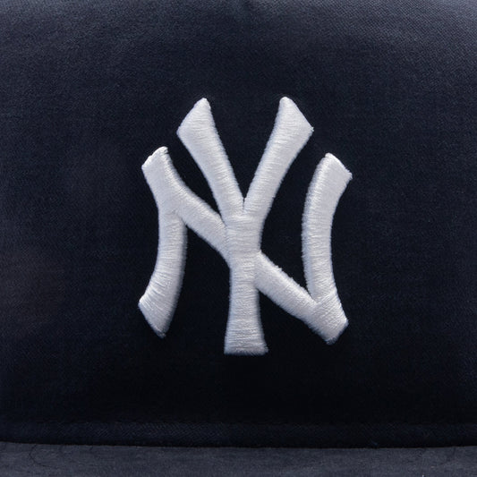 59FIFTY A-Frame Championship Side Flag - New York Yankees