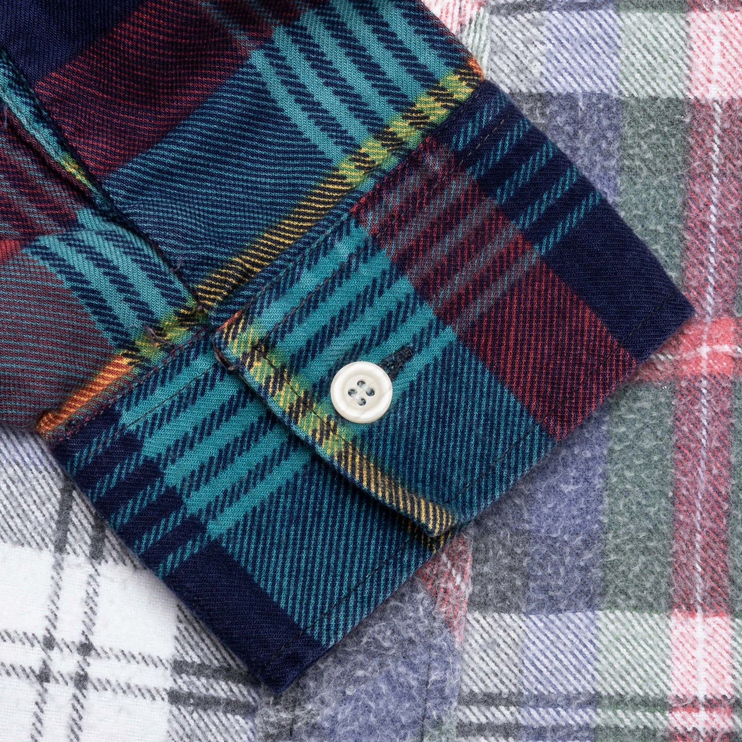 7 Cuts Flannel Shirt - Assorted