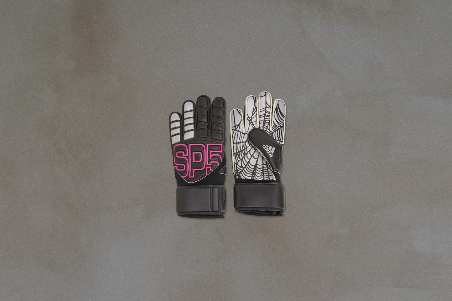 adidas Originals x Sp5der Gloves - Black