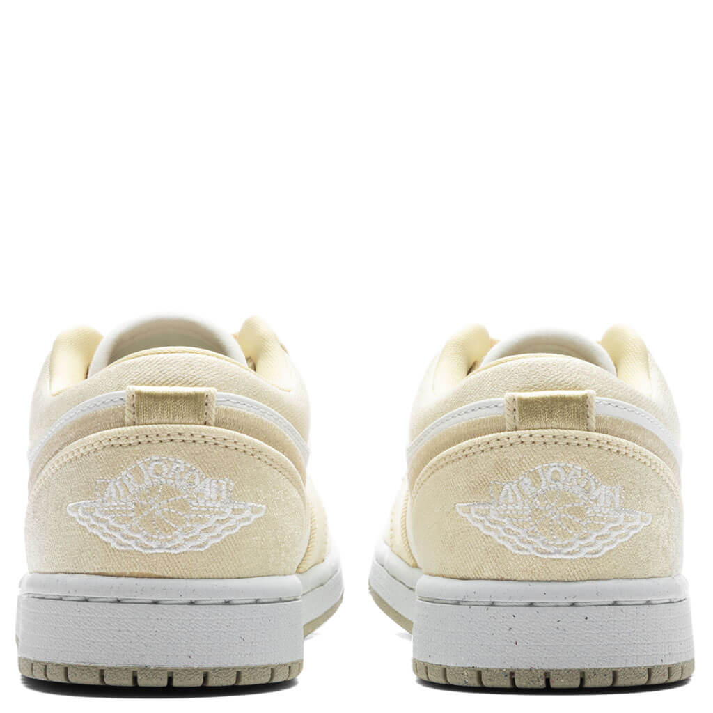 Women's Air Jordan 1 Low SE - Team Gold/Sail