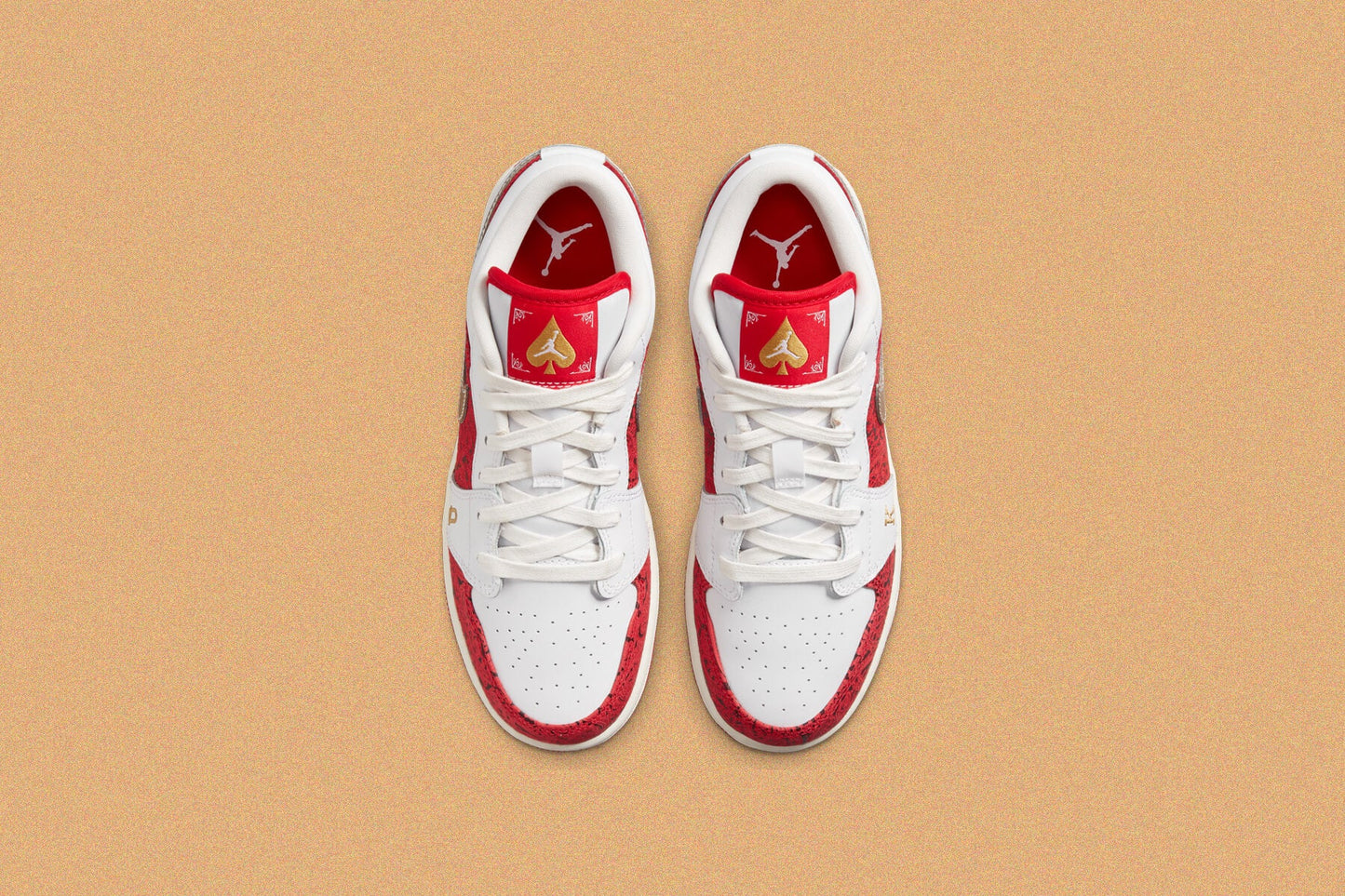 Air Jordan 1 Low SE (GS) - White/Metallic Gold/University Red