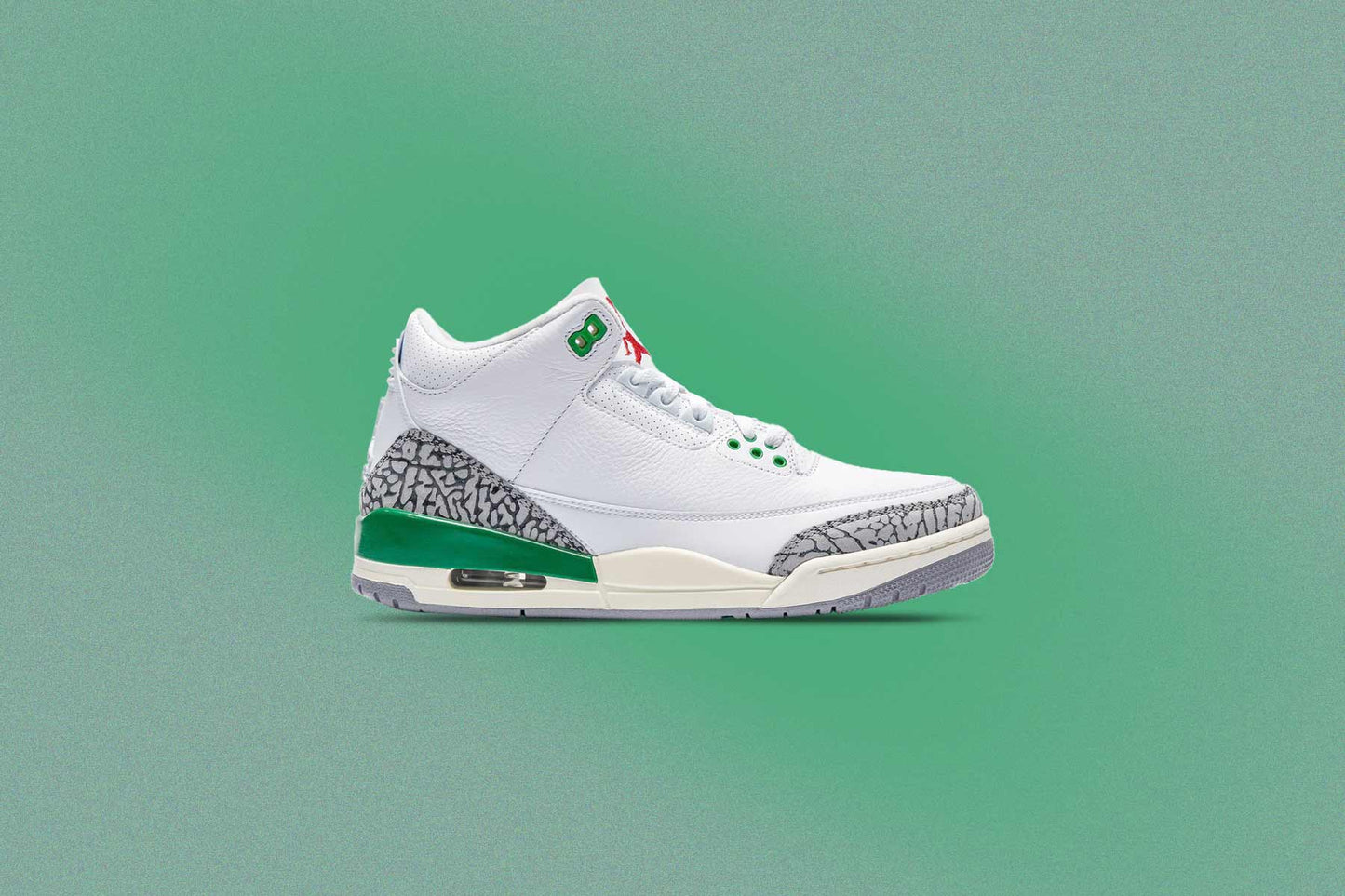 Women's Air Jordan 3 Retro - White/Varsity Red/Lucky Green