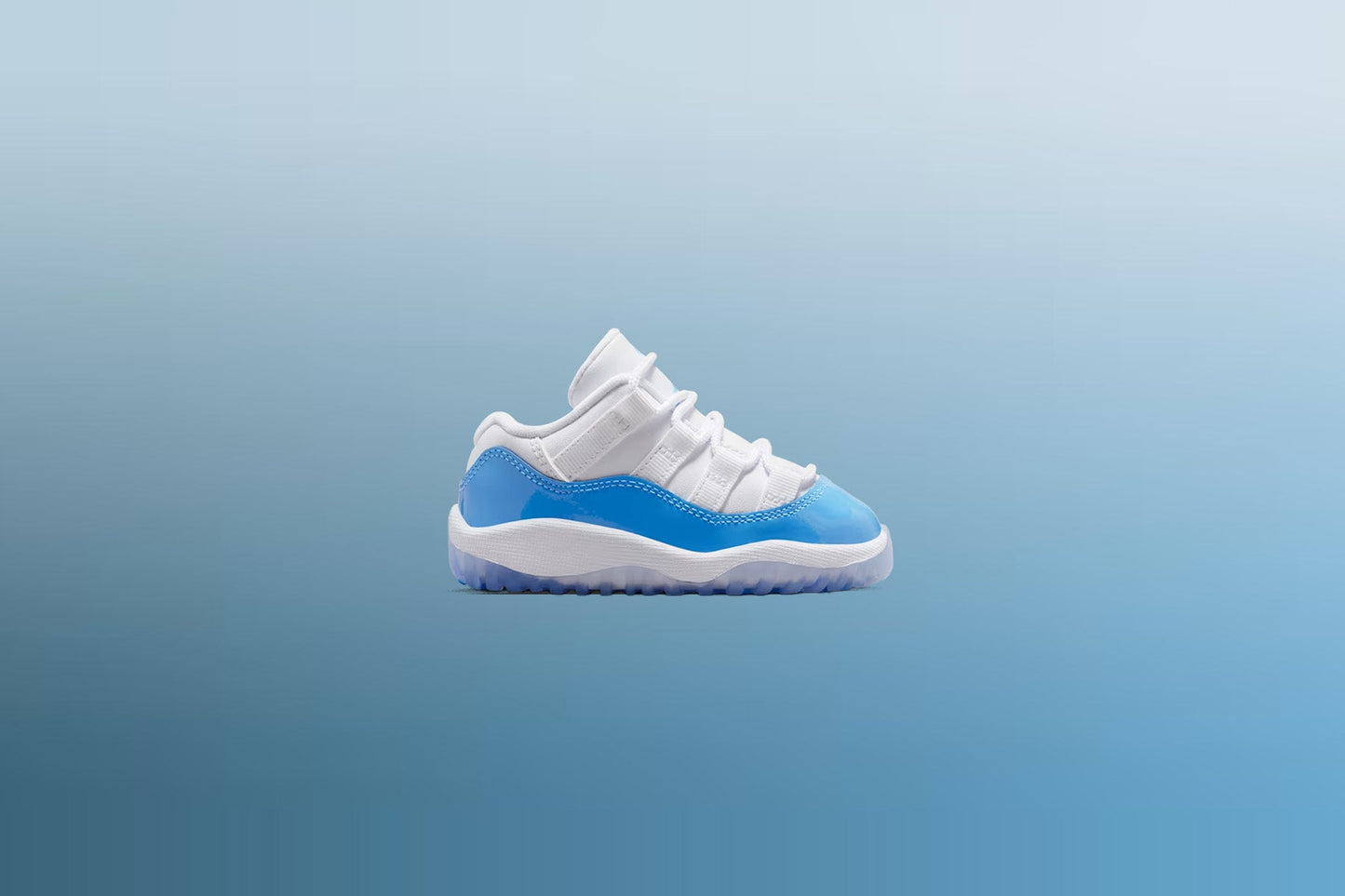 Air Jordan 11 Retro Low 'University Blue' (TD) - White/University Blue/Black