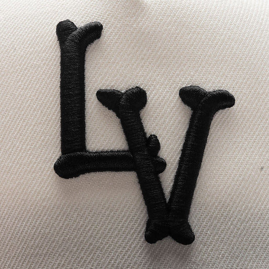 Feature x New Era 9FIFTY A-Frame Snapback Curve 'LV' Bones - Chrome/Black