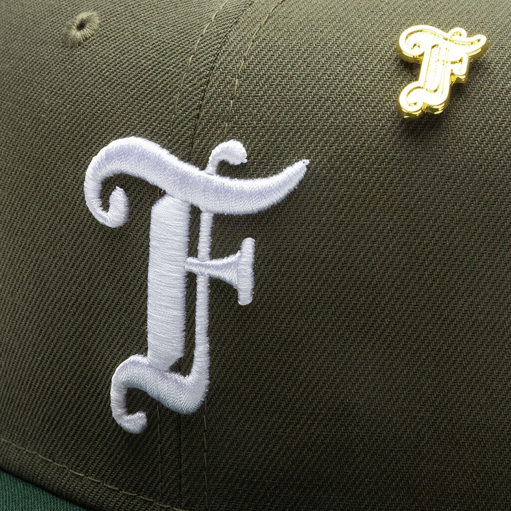 Feature x New Era Old English F Snapback - New Olive/Cilantro