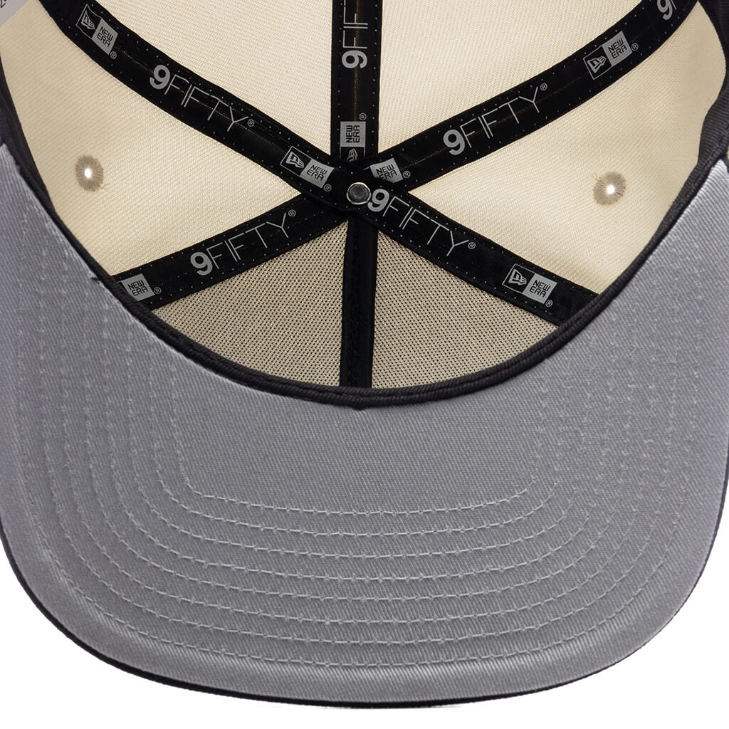 Feature x New Era 9FIFTY Curved A-Frame Old English F Snapback - Chrome/Black
