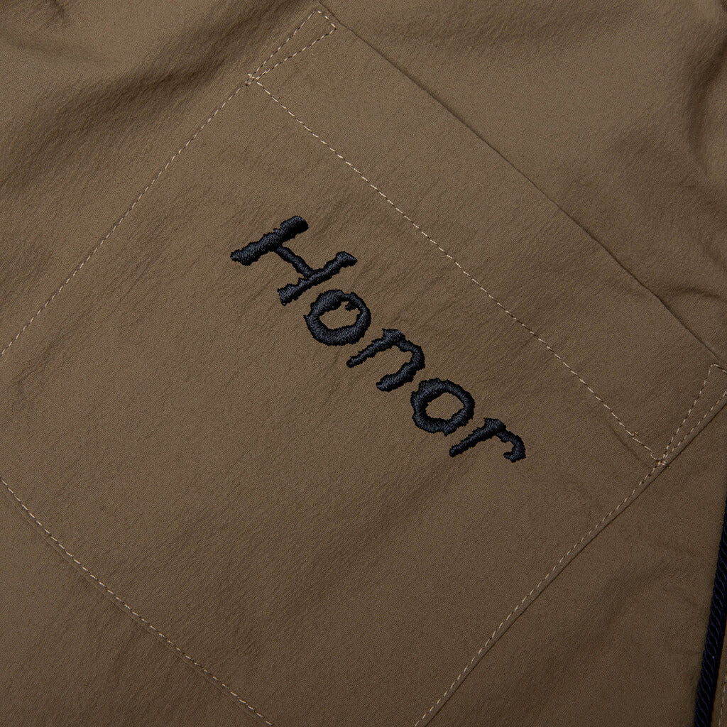 Growth Track Pant - Pebble