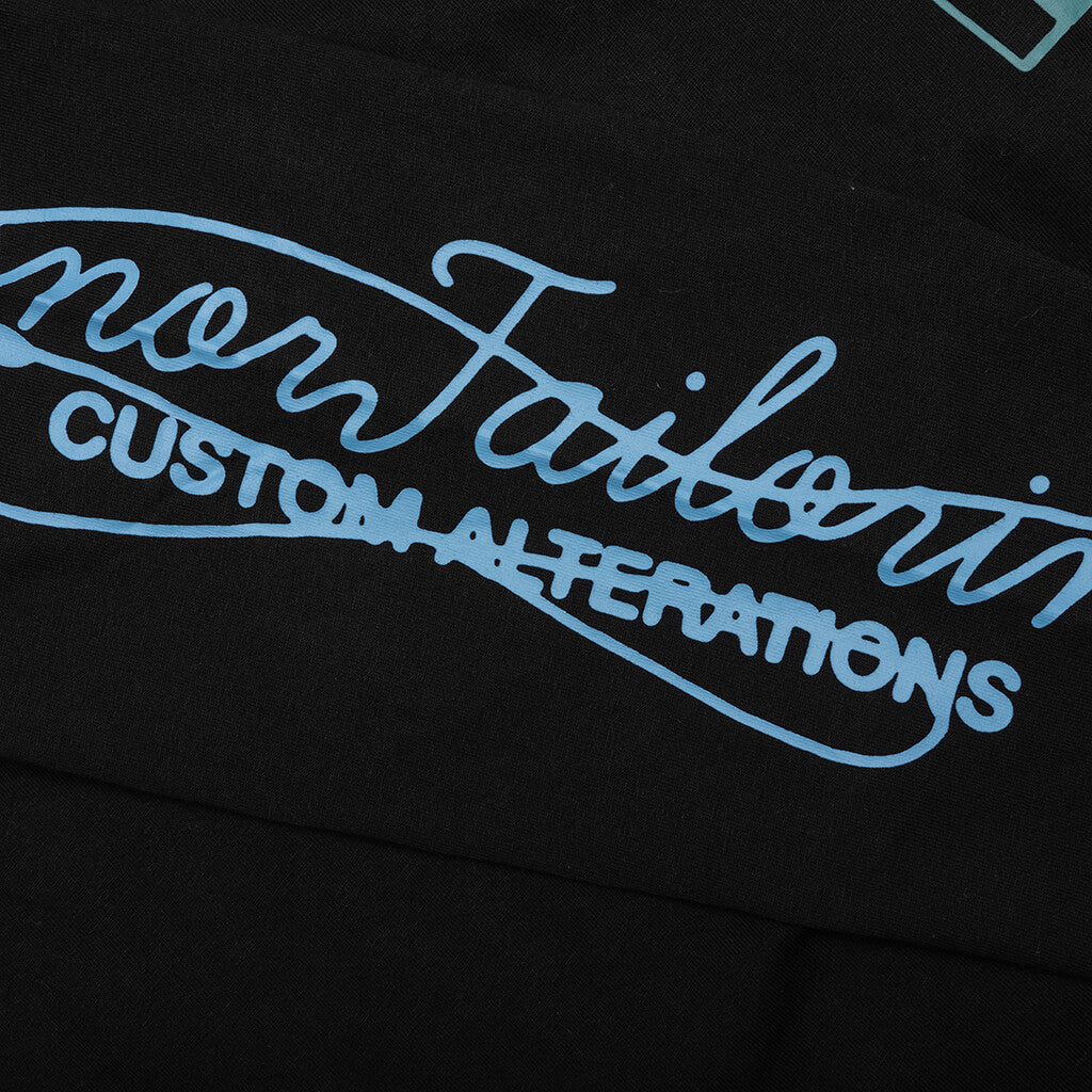 HTG Mall Logo L/S Tee - Black