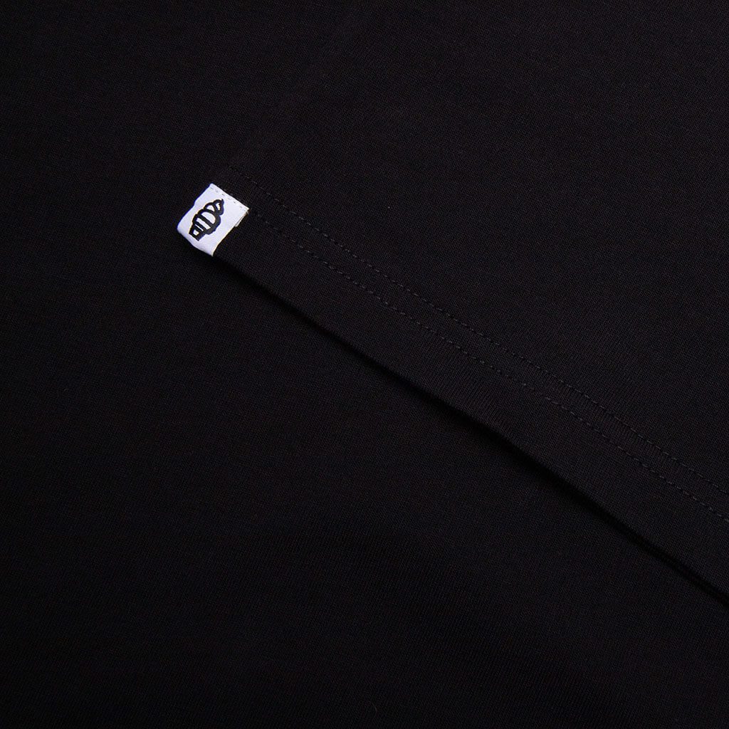 Wavy S/S Tee - Black
