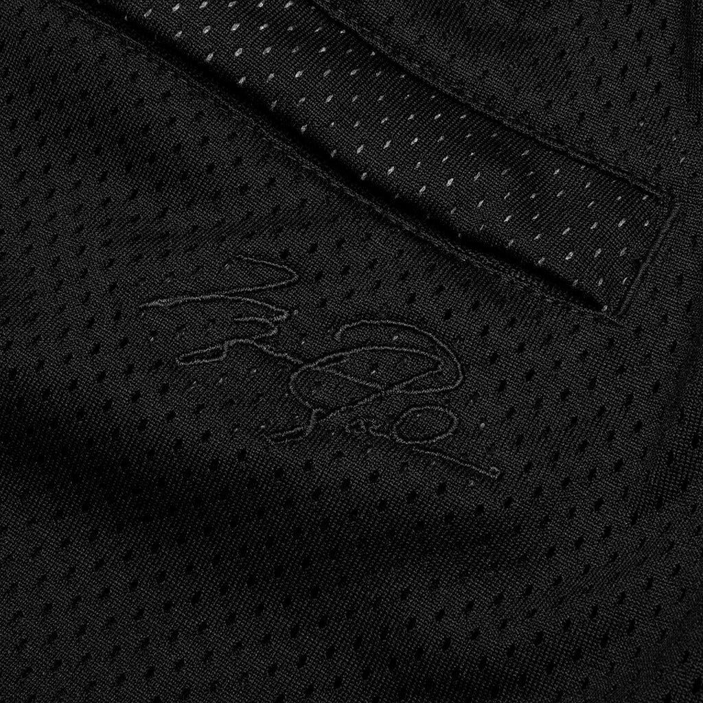 Essentials Statement Diamond Short - Black