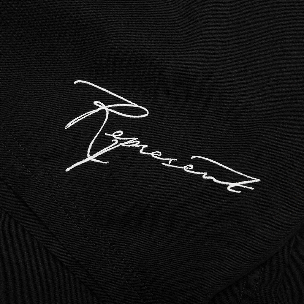Love And Kisses Short - Jet Black