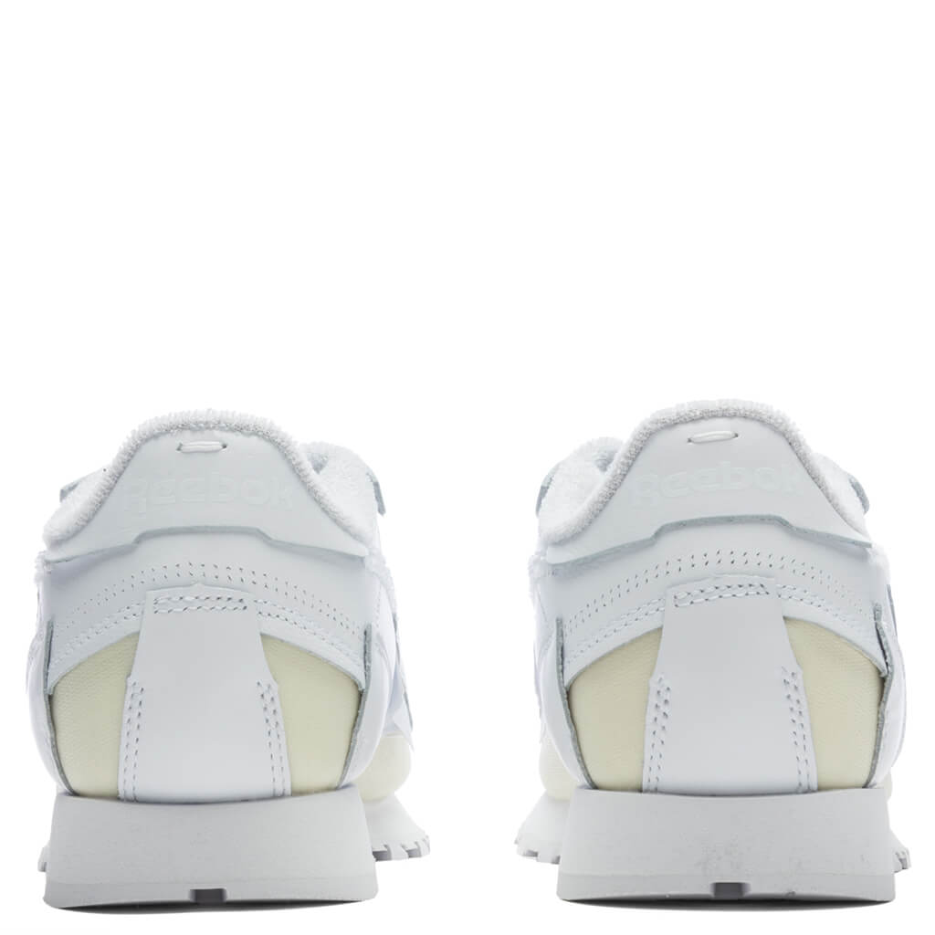 Maison Margiela x Reebok Classic Leather ‘Memory Of’ Sneakers - White