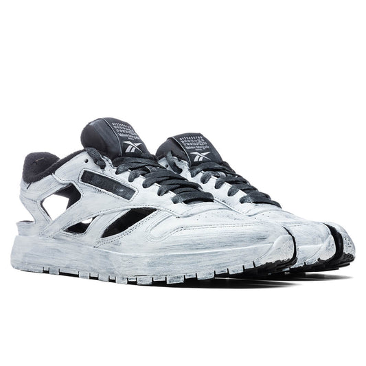 Maison Margiela x Reebok Décortiqué’- Handpainted