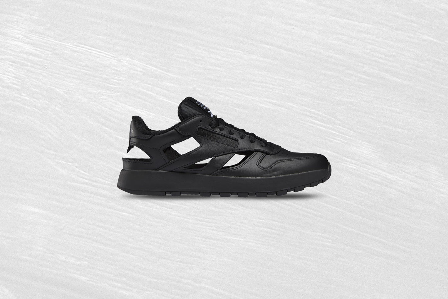 Maison Margiela x Reebok Décortiqué’ Classic Leather Sneaker - Black