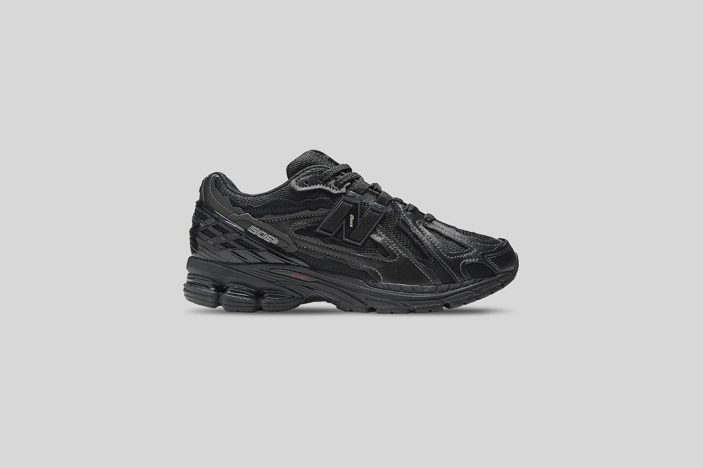 1906 - Black/Silver Metallic/Crimson
