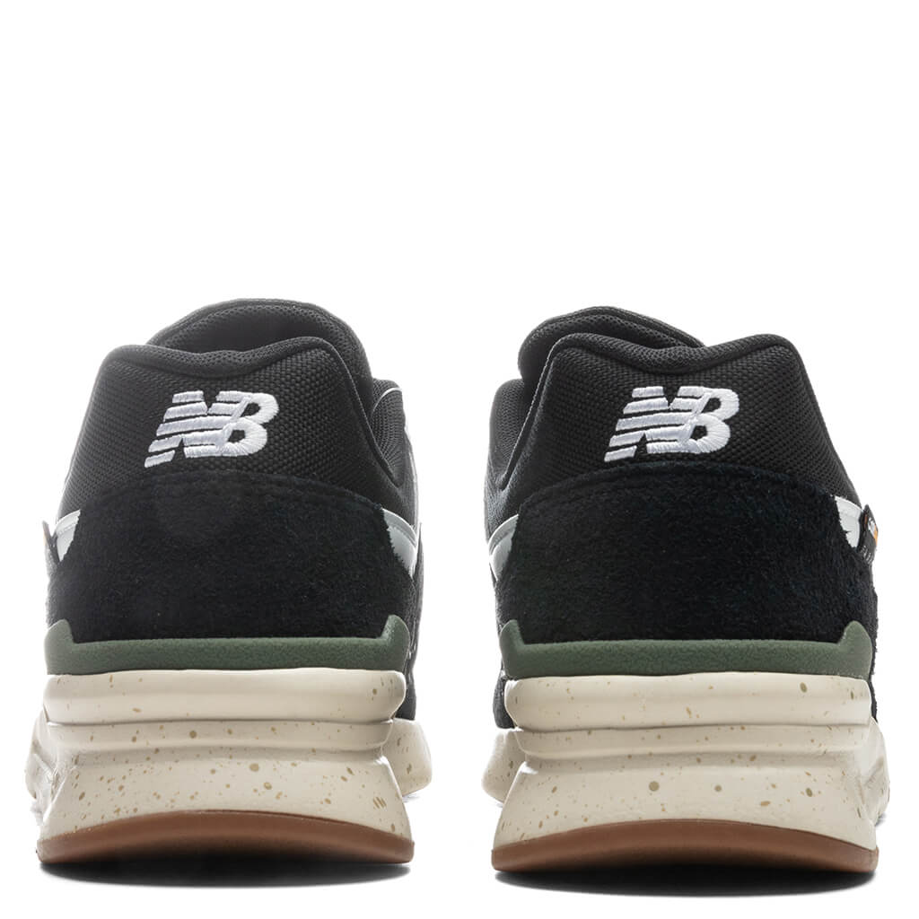 997H - Black/Norway Spruce
