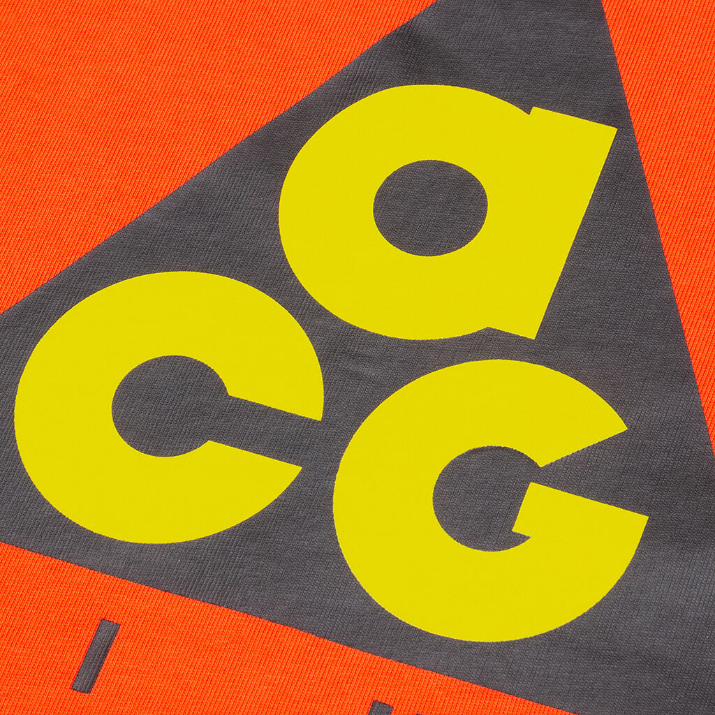 ACG Graphic T-Shirt - Habanero Red/Black