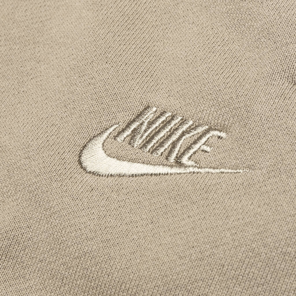 Sportswear Classic Fleece Shorts - Sandalwood/Khaki