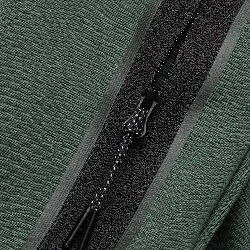 Sportswear Tech Fleece Joggers - Galactic Jade/Light Liquid Lime