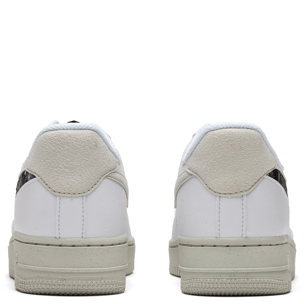 Women's Air Force 1 '07 SE - White/Black/Light Bone