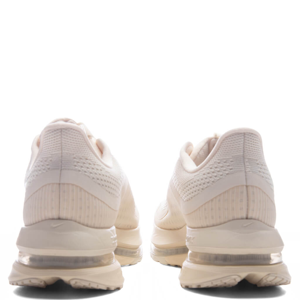 Pegasus Premium - Natural/Mushroom/Natural/Black