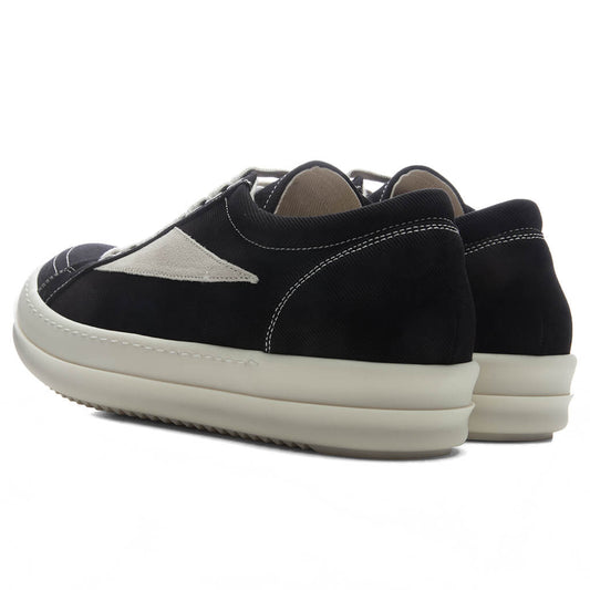Vintage Sneaks - Black/Milk