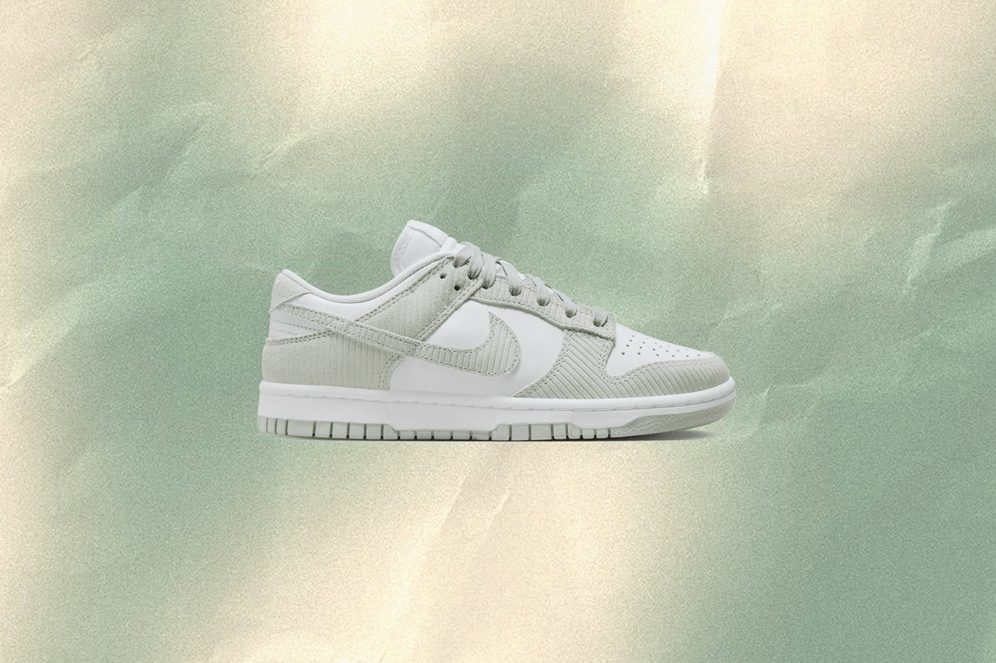 Women's Dunk Low - White/Light Silver