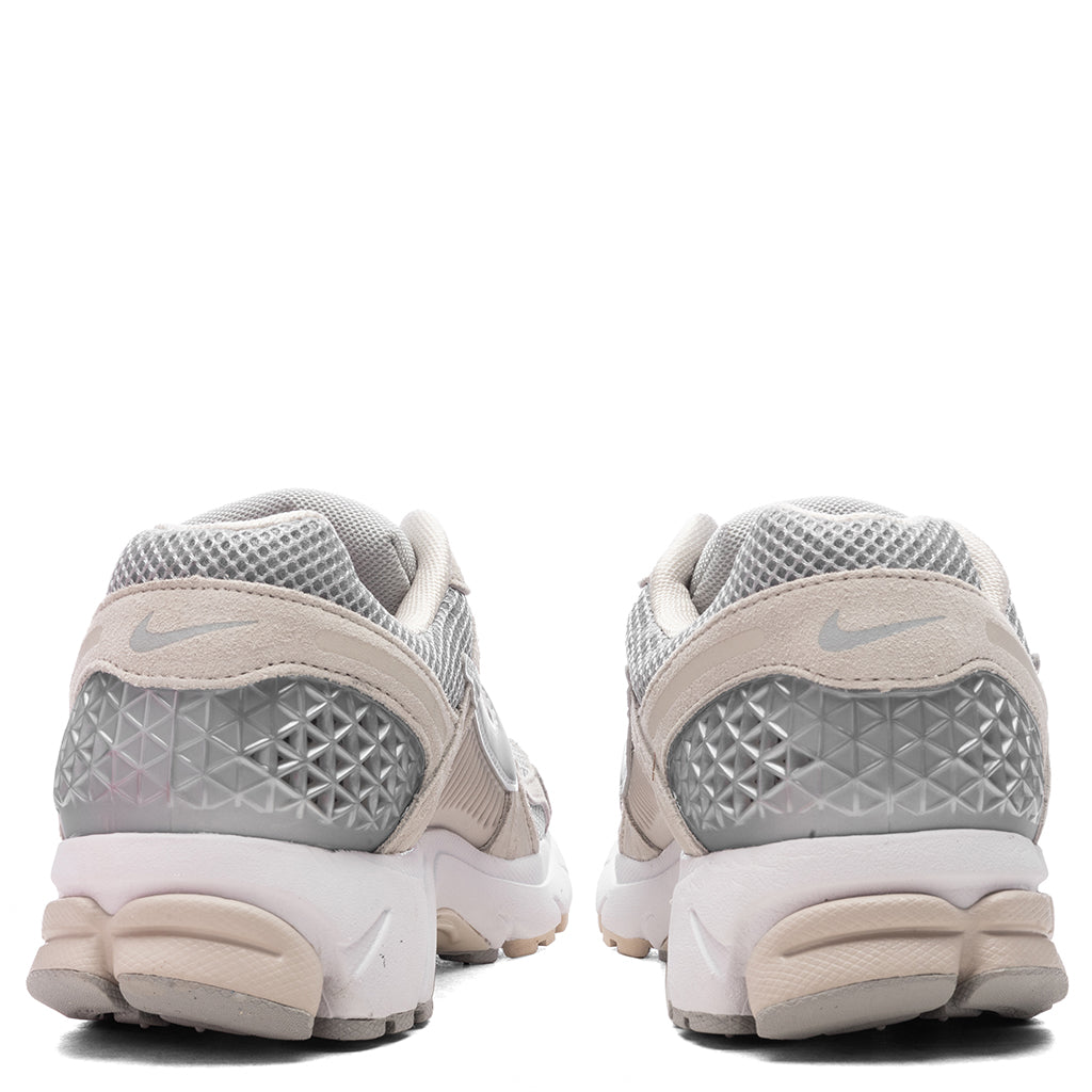 Zoom Vomero 5 - Light Orewood Brown/Light Smoke Grey/White