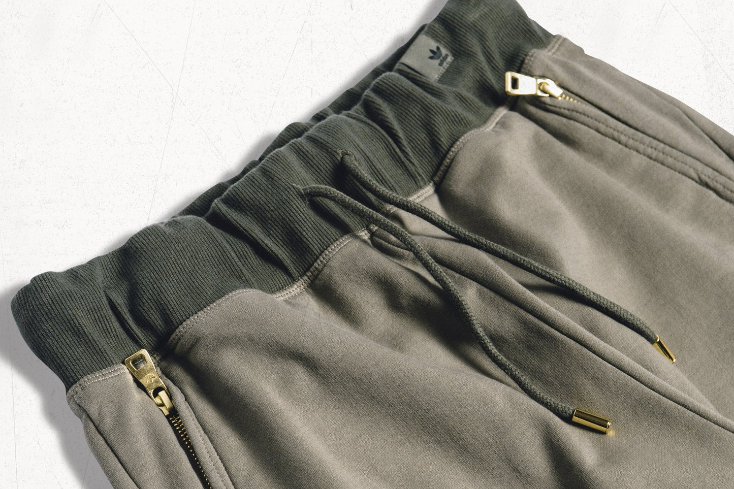 adidas Originals x Oyster Holdings XBYO Sweatpants - Trace Cargo