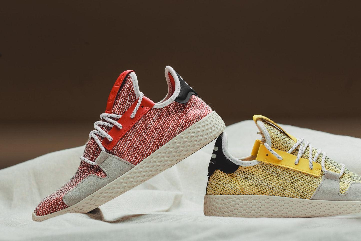 adidas Originals x Pharrell Williams 'Tennis HU v2' - Scarlet/White