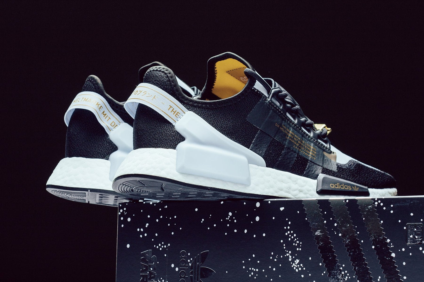 adidas Originals x Star Wars NMD R1 v2 "Lando" - Sky Tint