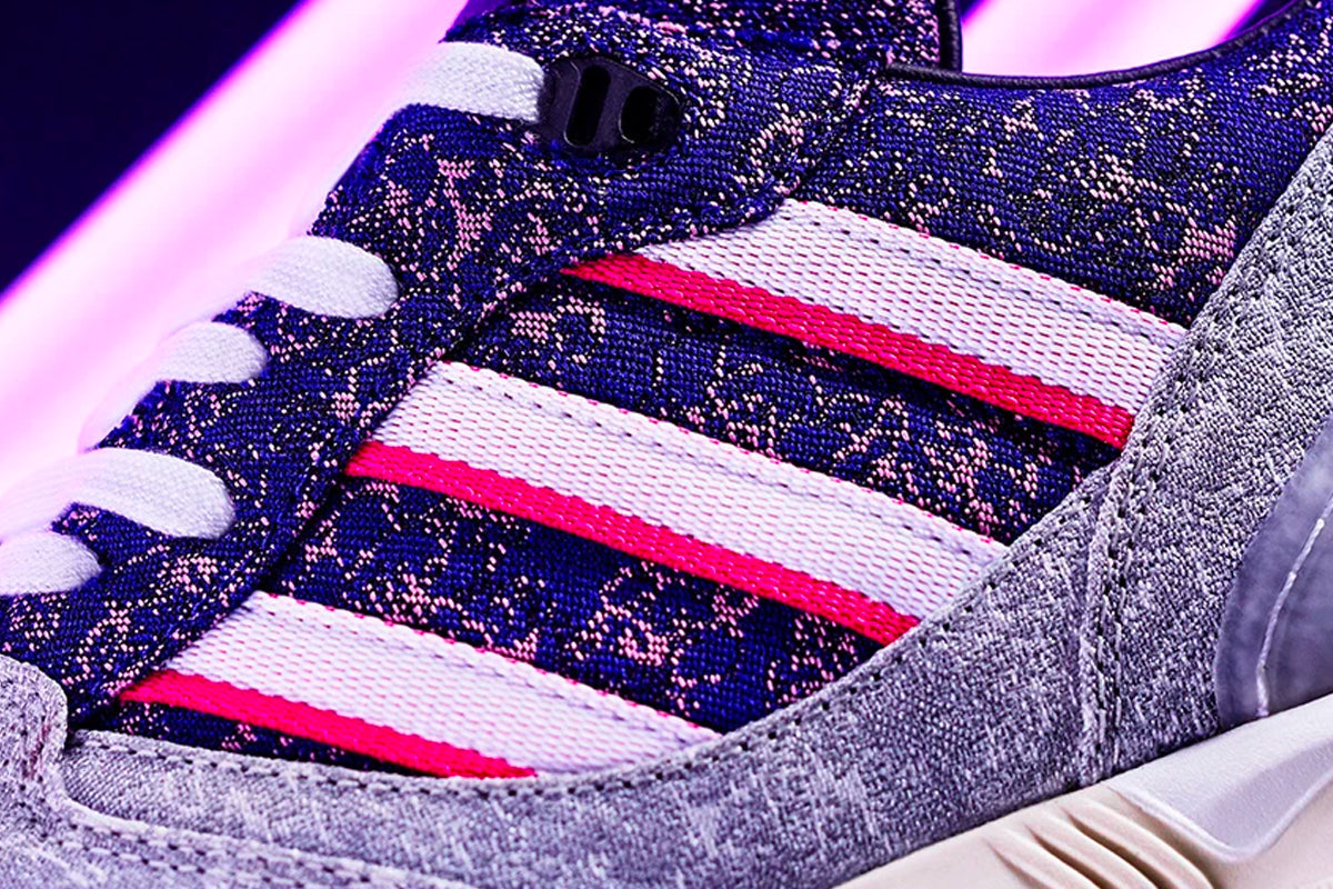 adidas Originals x Vieux Lyon V-ZX 8000 - Silver Metallic/Semi Solar Pink