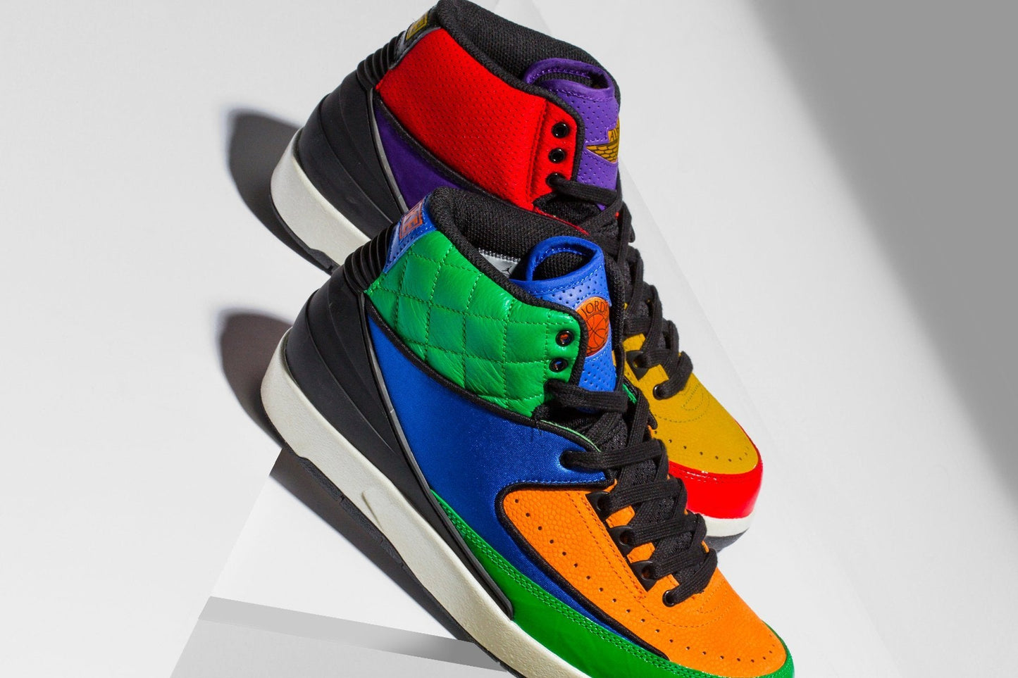 Womens Air Jordan 2 Retro "Rivals" - Action Black/Black/Cosmic Purple