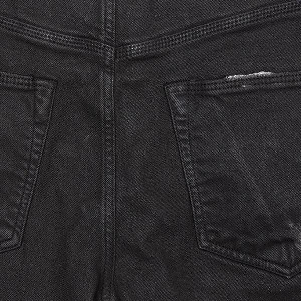 P002 - Bleached Black Raw