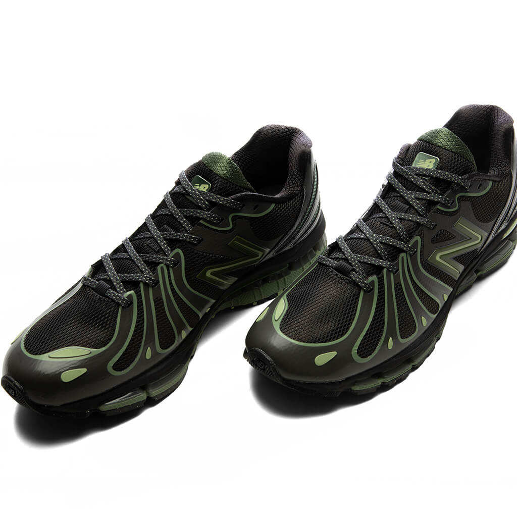 1890 - Faded Black/Utility Green