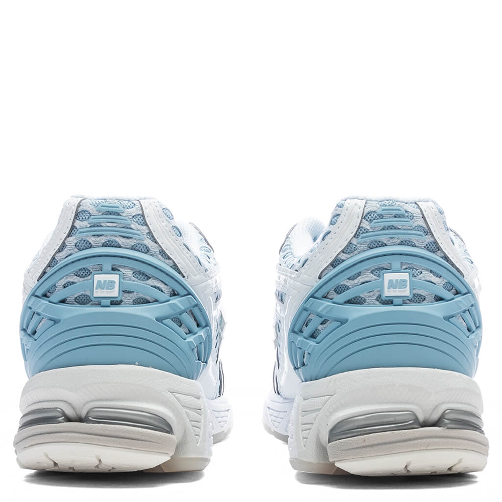 1906R - White/Chrome Blue/Grey Matter