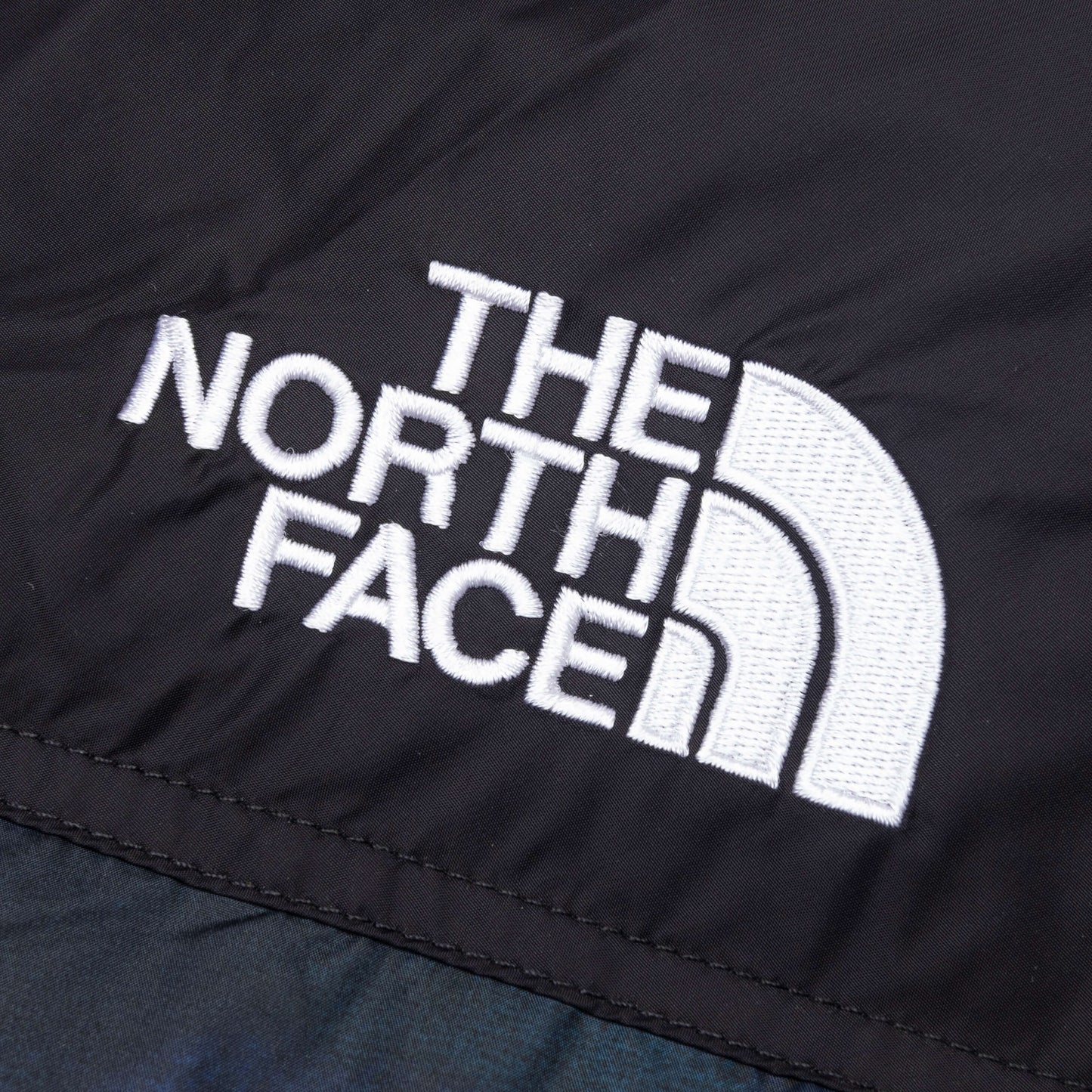 1996 Retro Nuptse Jacket - Midnight Petrol