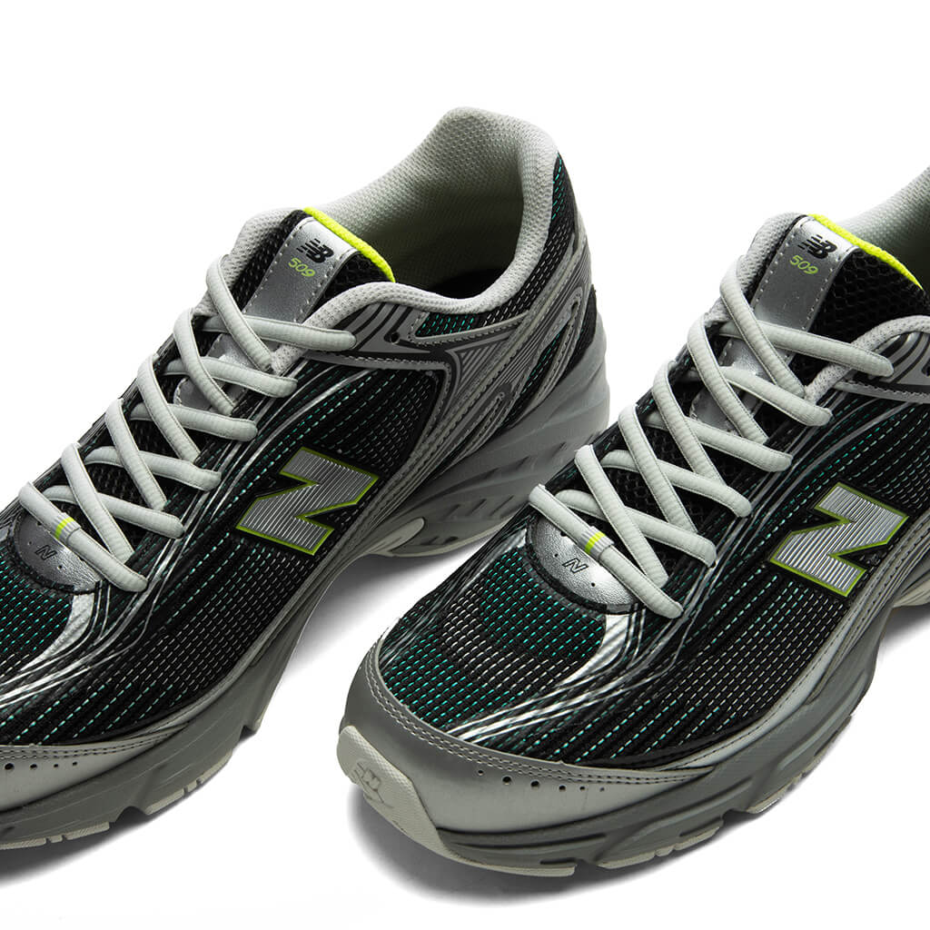 509 - Silver Metallic/Deep End