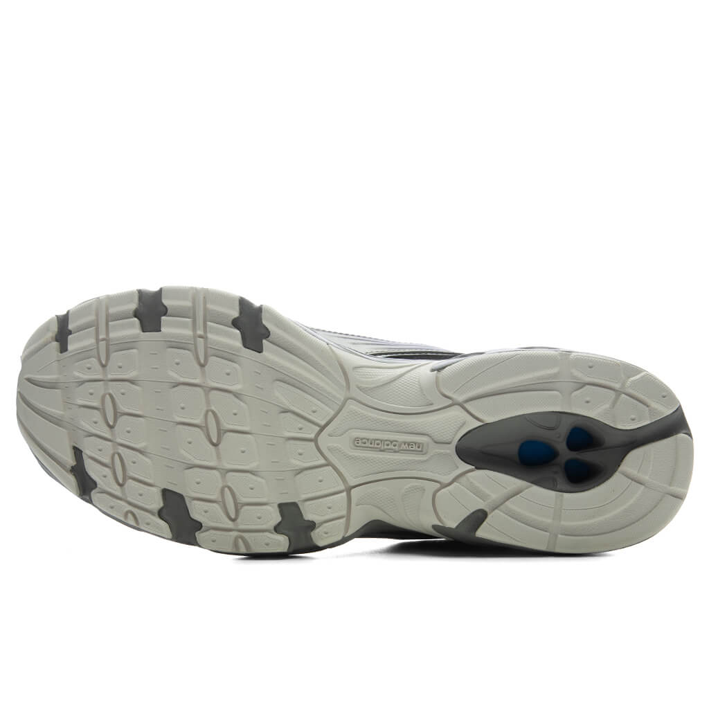 509 - Silver Metallic/Deep End
