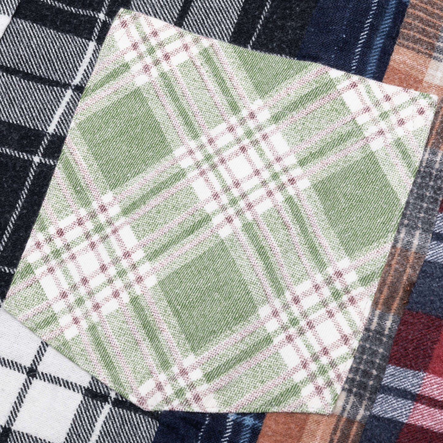 7 Cuts Flannel Shirt - Assorted