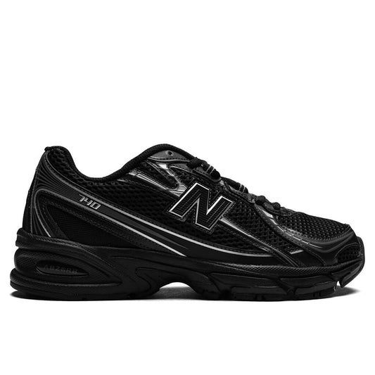 740 - Black/Silver Metallic