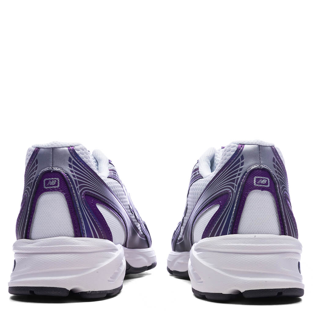 740 - Concord Grape/White/Phantom
