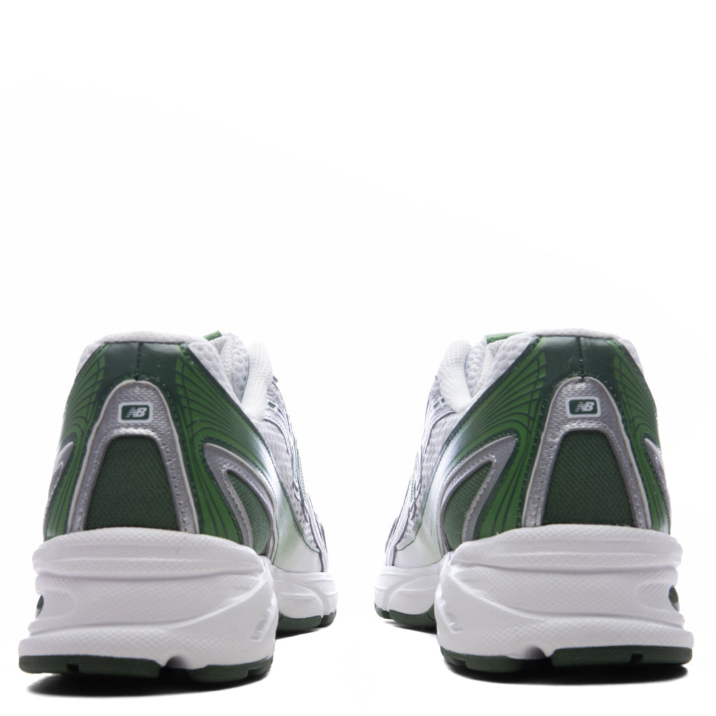 740 - White/Alpine Green/Silver Metallic