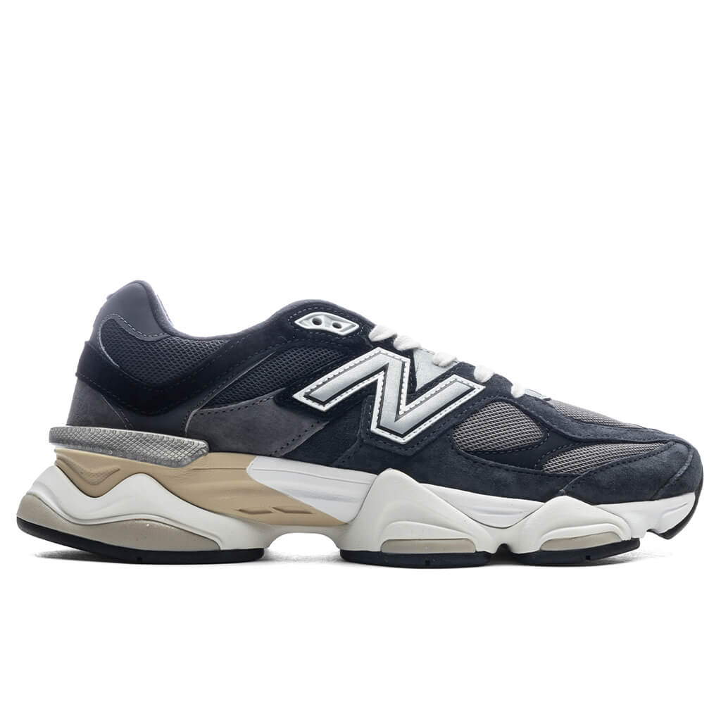 9060 - Black/ Phantom/Magnet/Silver Metallic