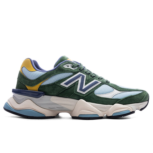 9060 - Dark Alpine Green/Frosted Glass