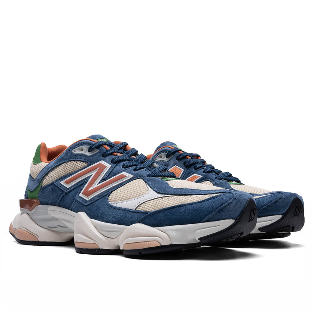 9060 - Dark Shoreline Blue/Ash Wood