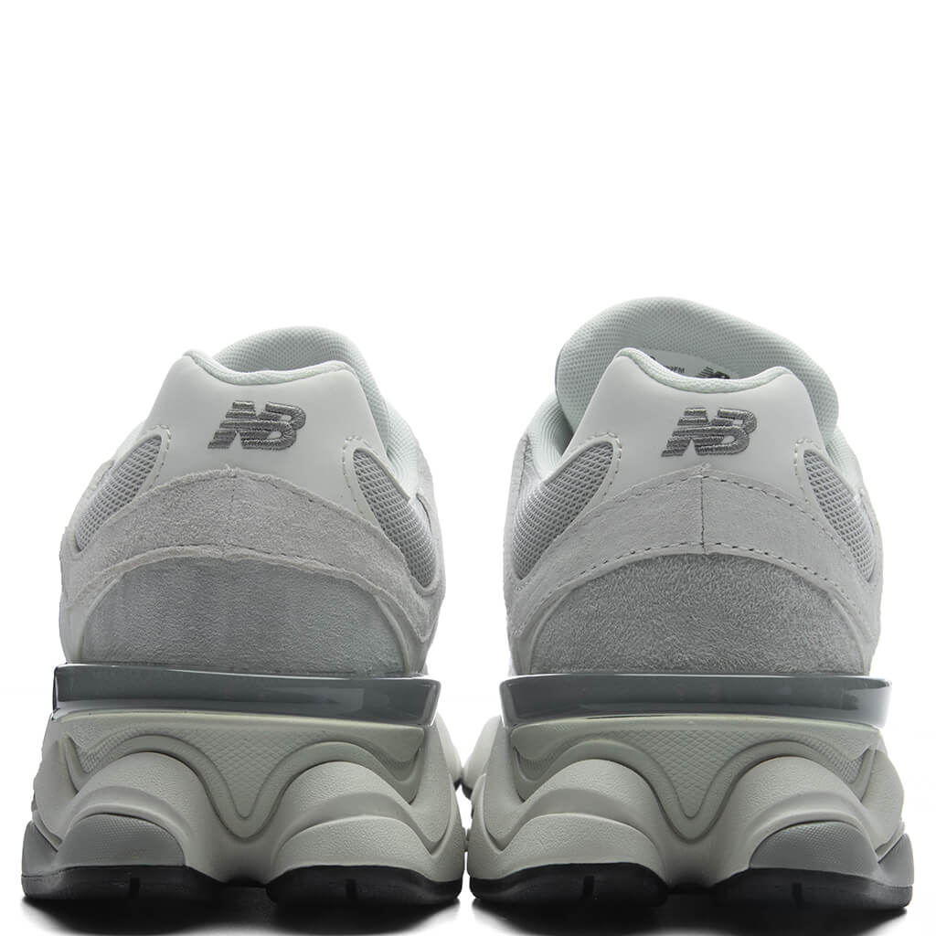 9060 - Lone Star Grey/Reflection