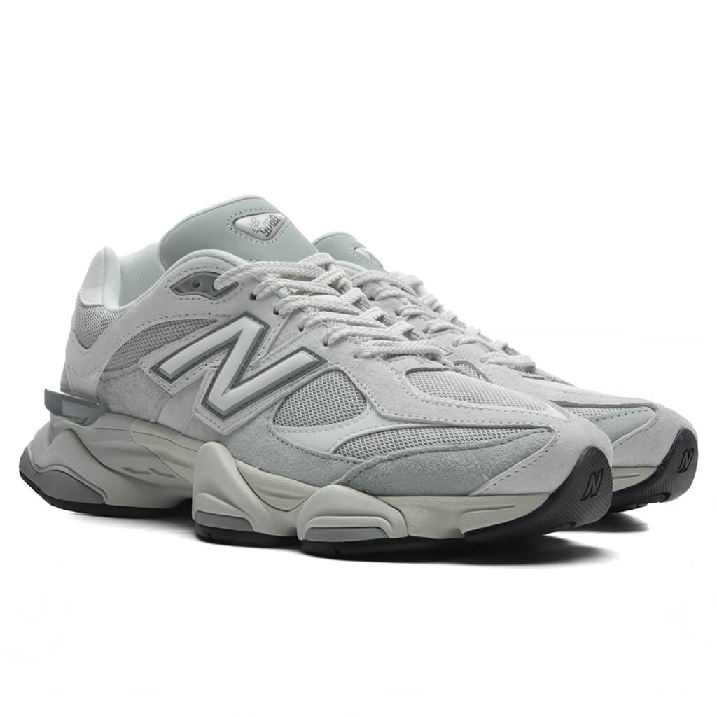 9060 - Lone Star Grey/Reflection