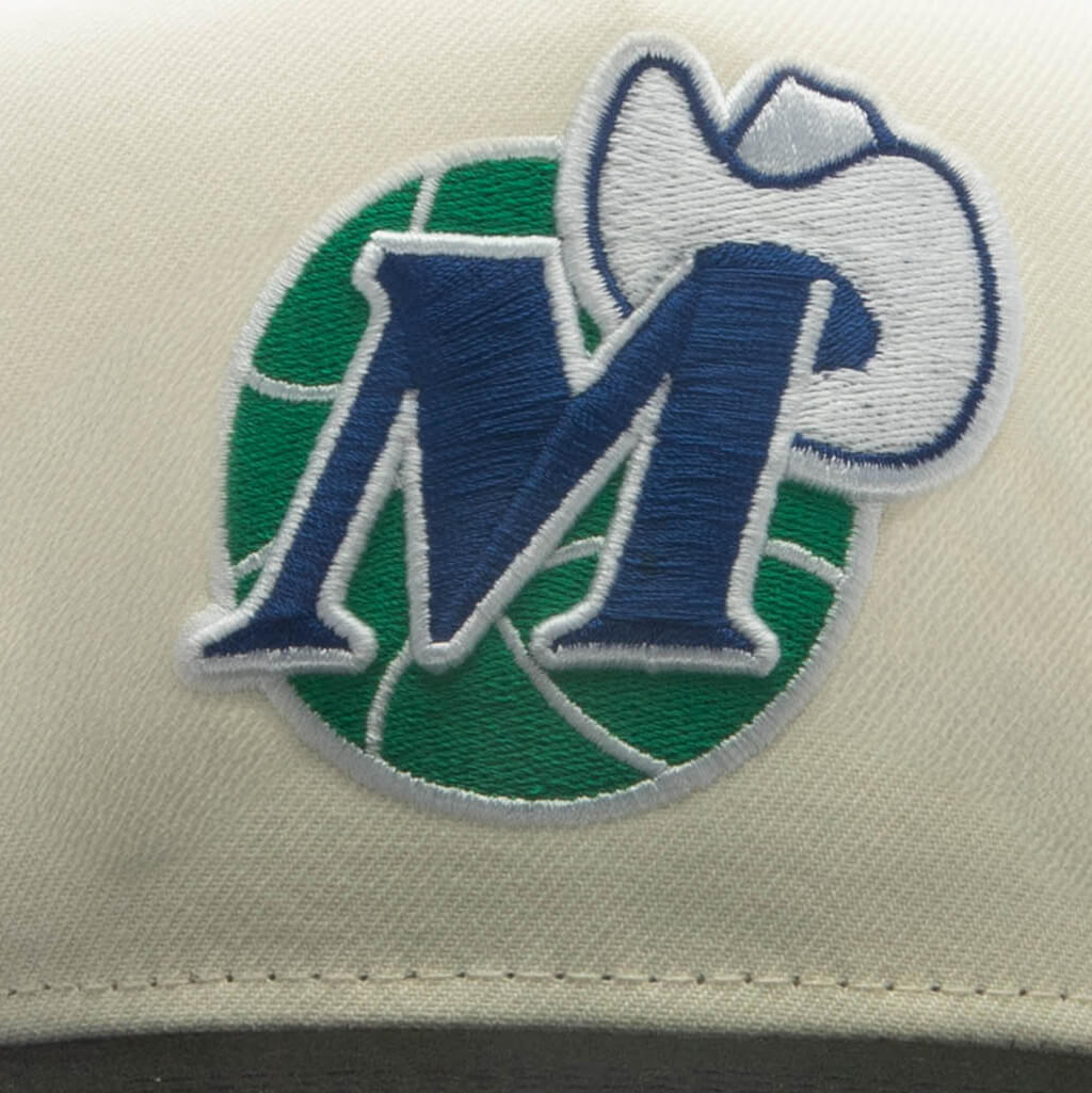FEATURE x New Era 9FIFTY A-Frame Curve Hardwood Classics - Dallas Mavericks